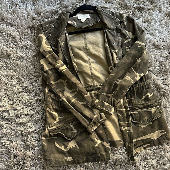 Camouflage jacket - Picture 6 of 9